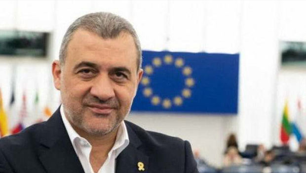 Güney’in AP temsilcisi Furlas söylemleri ile ”Çizmeyi aştı”