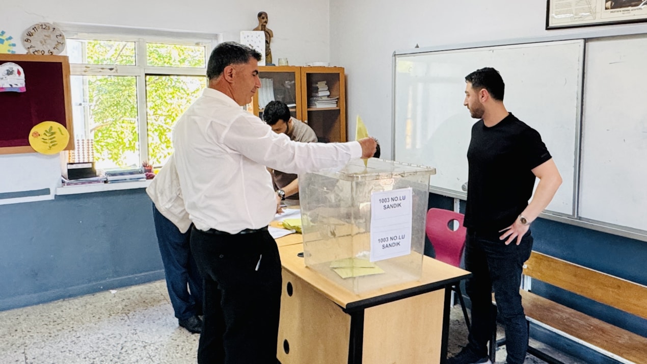 Türkiye'nin konuştuğu köyde seçimler yoğun güvenlik önlemleri altında yapılıyor