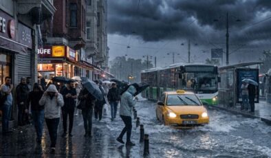 10 derece birden düşecek, 81 şehri dolu ve sağanak vuracak: Bugün İstanbul'dan giriyor!