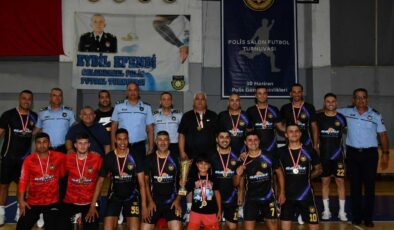 4’üncü Eybil Efendi Polis Salon Futbol Turnuvası’nın şampiyonu Girne Polis Müdürlüğü takımı oldu