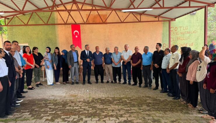 AKP ve MHP’den istifa eden 60 kişi İYİ Parti'ye geçti