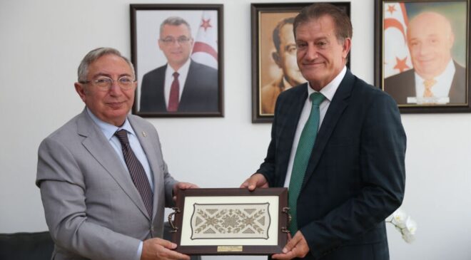 Arıklı, Galatasaray Spor Kulübü Divan Kurulu heyetini kabul etti