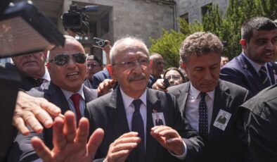Atama krizi büyüyor: Kılıçdaroğlu'ndan başkanlara sert mesaj: "İşinize bakın, haddinizi aşmayın"