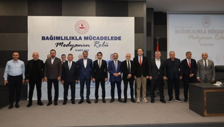 Bağımlılık panelinde tek ses! Kürsü yandaşa teslim