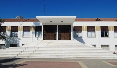Başbakanlığa bazı kurumlar eski Meclis binasına taşınıyor