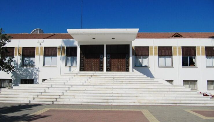 Başbakanlığa bazı kurumlar eski Meclis binasına taşınıyor