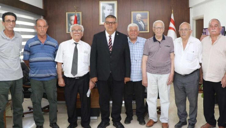 Berova, Emekli Mücahitler Derneği heyetini kabul etti