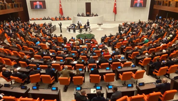 CHP'li vekillerin dokunulmazlıkları kalkacak mı? AKP'den flaş açıklama