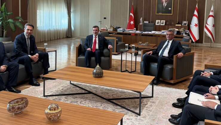 Cumhurbaşkanı Erhürman, Cevdet Yılmaz’ı kabul etti
