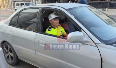 Dereboyu’nda Kısa Süreli Kovalamaca: Ehliyetsiz Sürücü Polisi Görünce Kaçtı