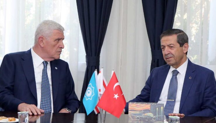Dışişleri Bakanı Ertuğruloğlu, İYİ Parti heyetini kabul etti