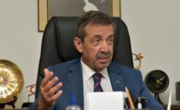 Dışişleri Bakanı Ertuğruloğlu: Türkiye'nin Kıbrıs'a müdahale hakkından vazgeçmeyiz