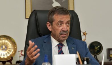 Dışişleri Bakanı Ertuğruloğlu: Türkiye'nin Kıbrıs'a müdahale hakkından vazgeçmeyiz