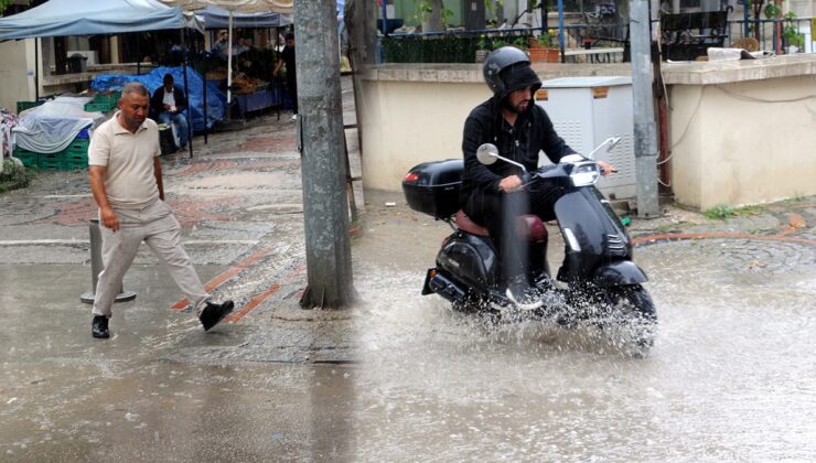 Edirne’de sağanak etkili oldu