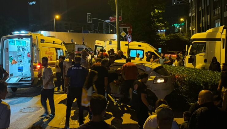 Hafriyat kamyonu otomobili savurdu: Biri ağır, 4 yaralı var!