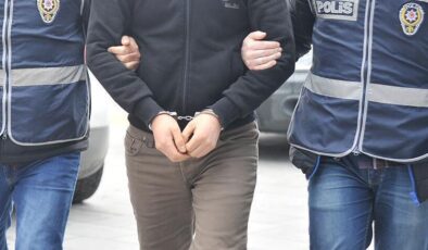 Hakkari'de otomobilde 57 kilo 200 gram uyuşturucu ele geçirildi