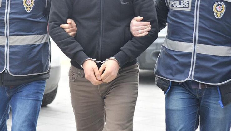 Hakkari'de otomobilde 57 kilo 200 gram uyuşturucu ele geçirildi