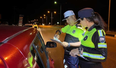 Trafik denetimlerinde 2 bin 919 sürücü kontrol edildi. 465 sürücü rapor edildi