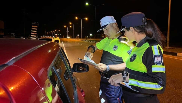 Trafik denetimlerinde 2 bin 919 sürücü kontrol edildi. 465 sürücü rapor edildi