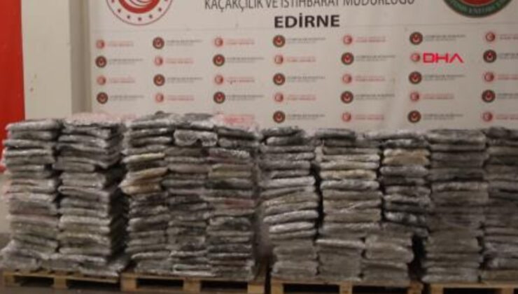 Kapıkule'de TIR'da yarım ton uyuşturucu ele geçirildi! Hepsi dondurulmuş tavukların arasına gizlenmiş