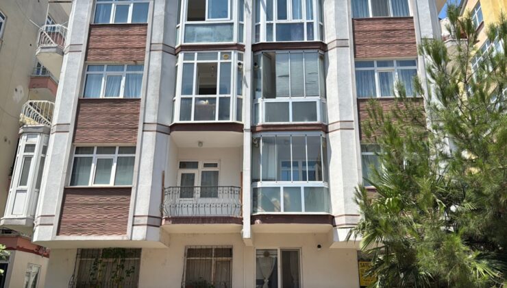 Kötü koku ekipleri harekete geçirdi… Ablasının cesediyle bir hafta aynı evde kalmış
