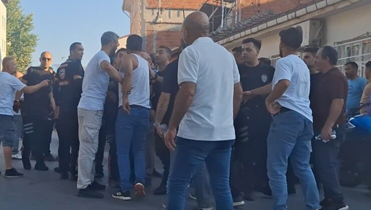 Mahalleli birbirine girdi: Yaralılar var