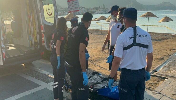 Marmaris'te denizde erkek cesedi bulundu