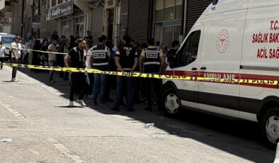 Önce eski eşini bıçaklayarak öldürdü, sonra kendini astı! Gaziantep'te vahşet