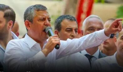 Özgür Özel Adana'da Erdoğan'a seslendi: 'Sana bu seçimi kazandırmayacağız'