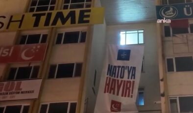 Saadet'in 'NATO'ya hayır' pankartına ceza!