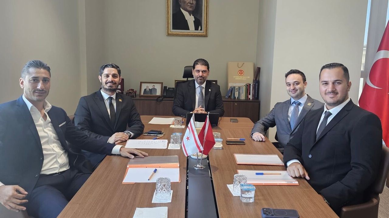 Savaşan, GİAD heyetiyle görüştü