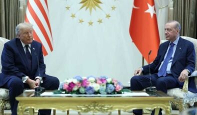 Trump: Biz dostlarımıza yaptırım uygulamak istemiyoruz; CAATSA yaptırımlarını kaldıracağız