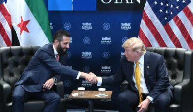 Trump: Suriye'yi ‘teröre destek veren devletler listesinden’ çıkaracağım