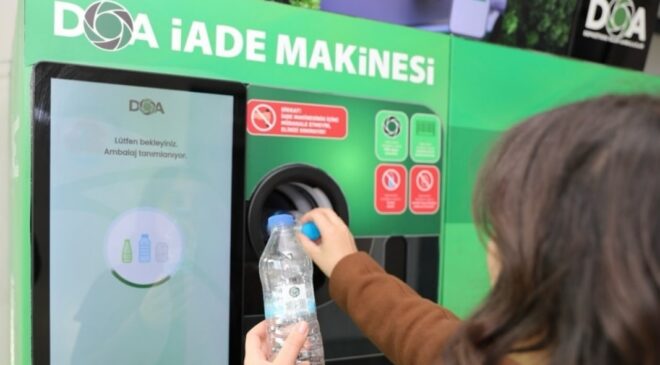 Türkiye'de boş pet şişe çılgınlığı! Tanesi 1 TL olunca 5 günde 8 milyona yakın şişe makinelere atıldı
