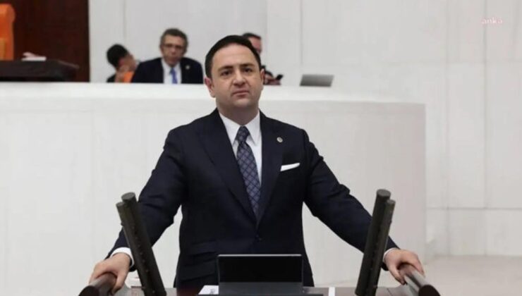 Umut Akdoğan 'Yeni Parti'de yönetici görevi almayacağını açıkladı