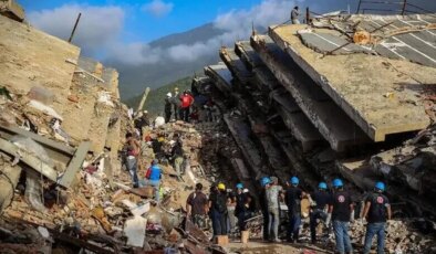 Venezuela'da meydana gelen deprem felaketinde can kaybı 4 bin 333'e yükseldi
