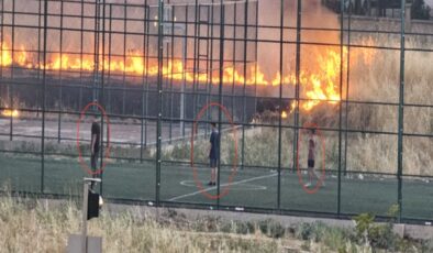 'Pes' dedirten futbol ateşi: Yangına rağmen oynadılar