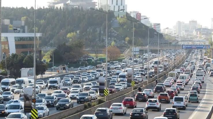 Yabancı plakalı araç kullanımında yeni dönem! Bakanlık duyurdu