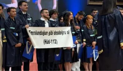 Yeditepe Üniversitesi'nden 'ayet pankartı' iddialarına yanıt
