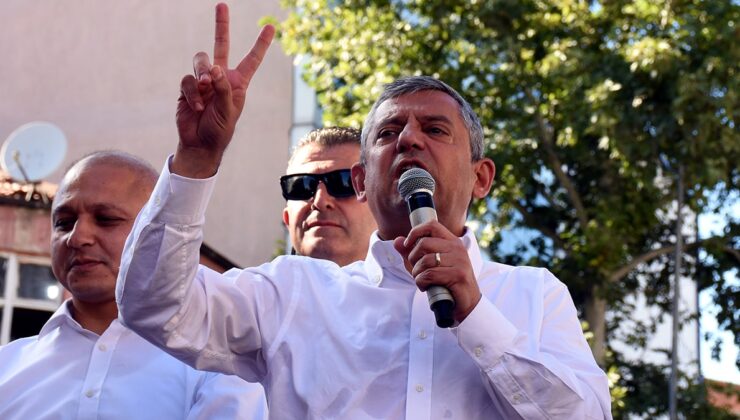 Yeni parti öncesi Özgür Özel'in masasındaki iki farklı senaryo