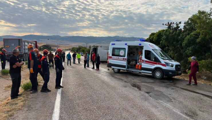 Yolcu otobüsü devrildi: 41 kişi hastaneye kaldırıldı!