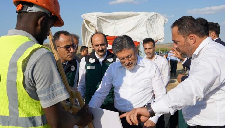 Yumaklı: Mesarya Ovası'na suyu 2027'de ulaştırmayı hedefliyoruz