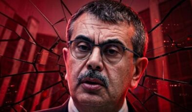Yusuf Tekin ilkokulda bu olayları yaşamış… 'Sayın Tekin siz hangi Türkiye'de okudunuz'