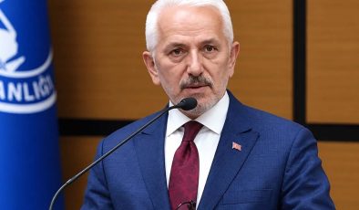 AKP’den CHP’ye geçmişti, tahliye edilir edilmez CHP’den de istifa etti
