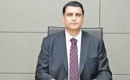 AKP’ye  geçen belediye başkanına çifte suçlama