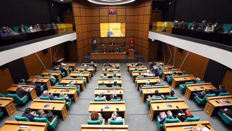 AKP'li belediye 4 bin kişiye 10'ar bin lira dağıttı iddiası