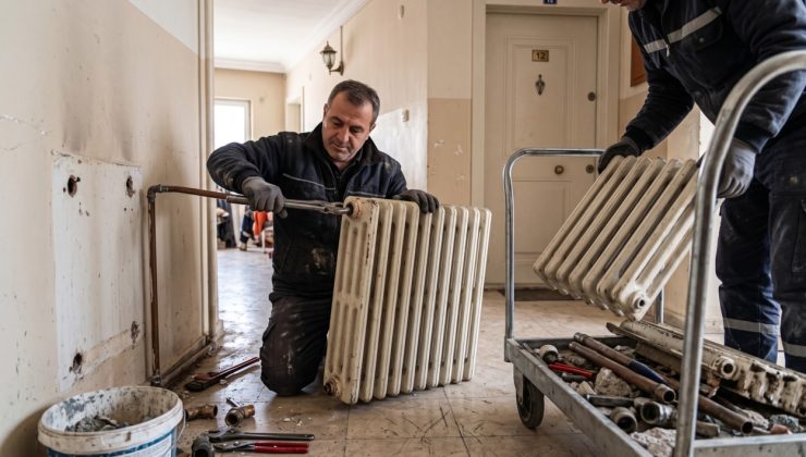 Apartmandaki petekleri tek tek sökmeye başladılar: Yeni yöntemle ısınıyorlar