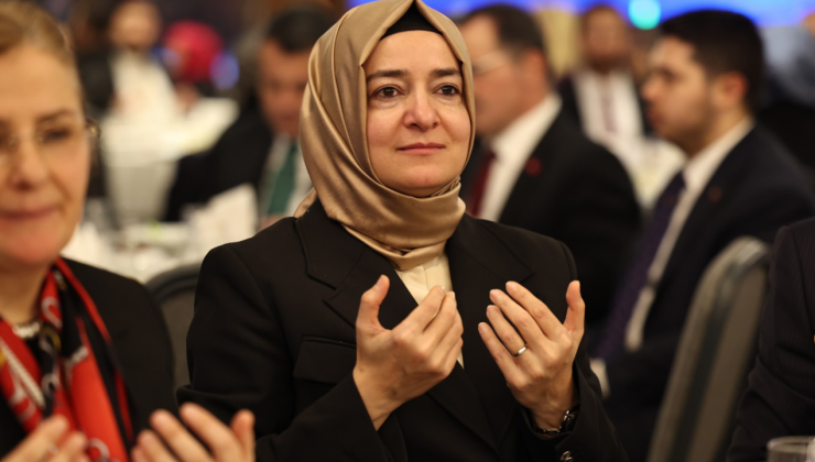 Bomba fon iddiası! AKP'li eski Bakan Fatma Betül Sayan Kaya 4 ayda köşeyi döndü