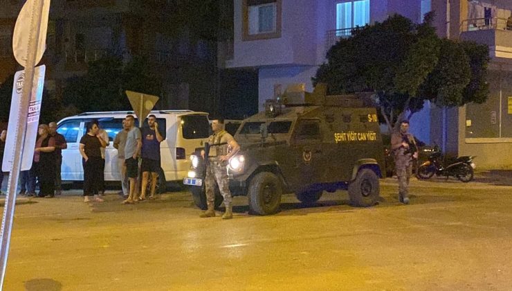 Boşandığı eşini öldürdü, oğlunu yaraladı, intihar etti