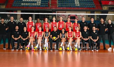 Büyük skandal! İtalya'ya gidecek voleybol takımının oyuncularına vize verilmedi!